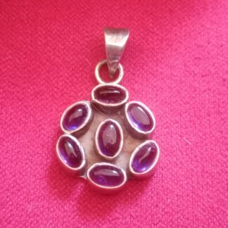 Dark purple amethyst silver pendant